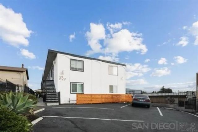 829 Grand Avenue, Spring Valley, CA 91977