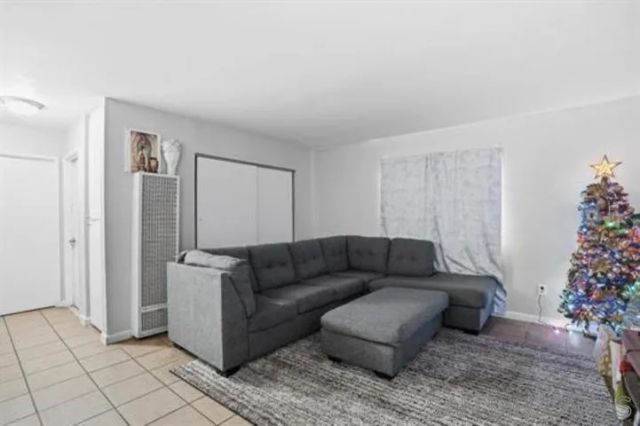 829 Grand Avenue, Spring Valley, CA 91977