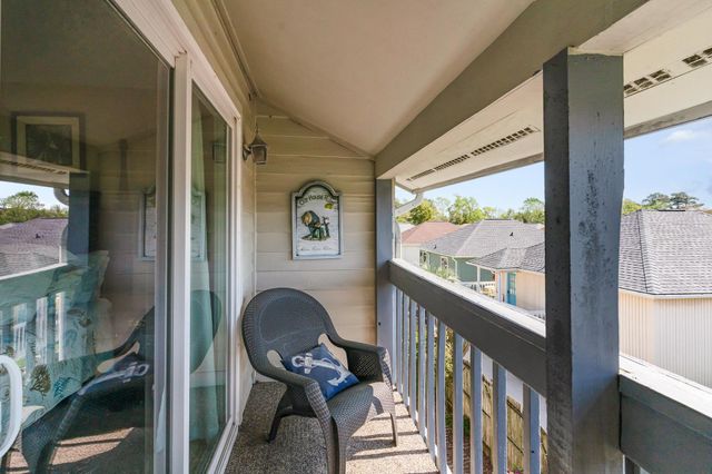 816 9th Ave S Apt 206C, North Myrtle Beach, SC 29582