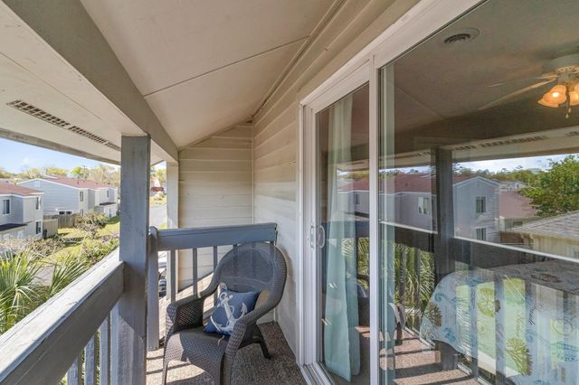 816 9th Ave S Apt 206C, North Myrtle Beach, SC 29582