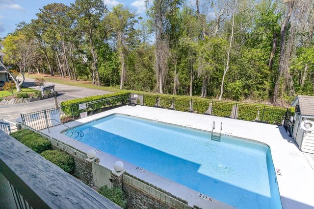 816 9th Ave S Apt 206C, North Myrtle Beach, SC 29582