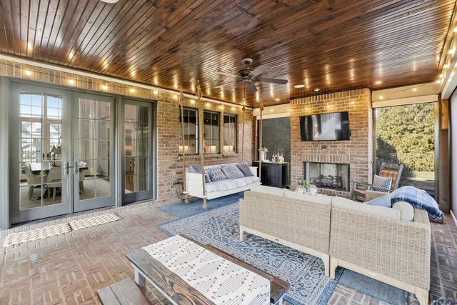 6236 Wild Heron Way, College Grove, TN 37046