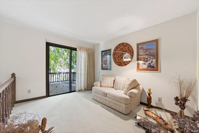 8002 N Lakeview Drive, Unionville, IN 47468