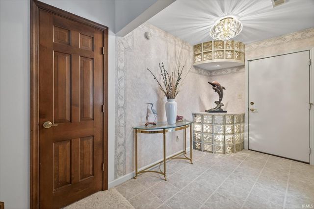 8002 N Lakeview Drive, Unionville, IN 47468