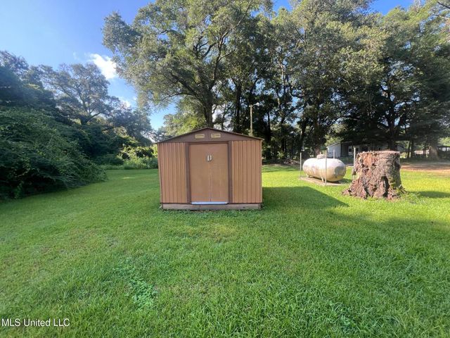 17116 Pierce Street, Moss Point, MS 39562