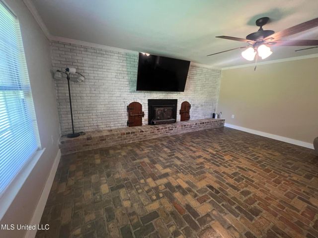 17116 Pierce Street, Moss Point, MS 39562