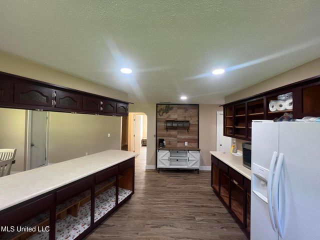 17116 Pierce Street, Moss Point, MS 39562