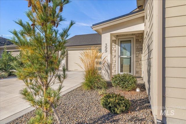 399 S Big Star Ln, Eagle, ID 83616 property photo