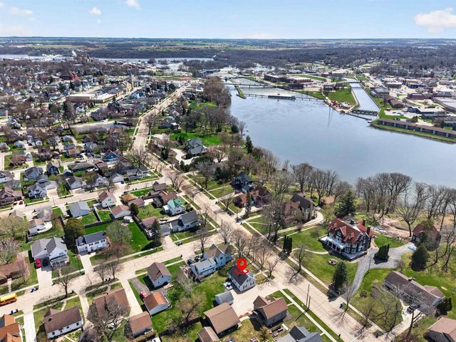 704 W WISCONSIN AVENUE, Kaukauna, WI 54130