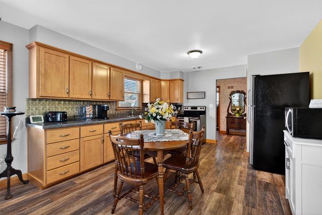 704 W WISCONSIN AVENUE, Kaukauna, WI 54130