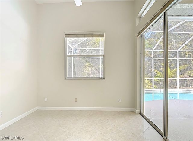 615 Soliel DR, Naples, FL 34110