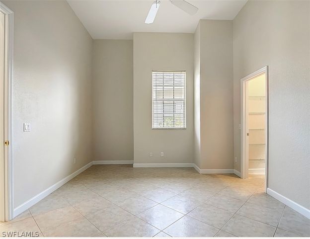 615 Soliel DR, Naples, FL 34110