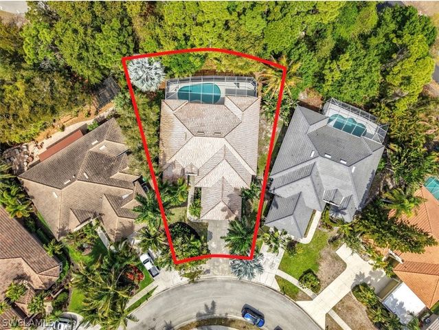 615 Soliel DR, Naples, FL 34110