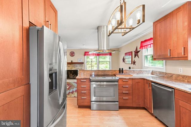 7309 WESTWOOD DR, Frederick, MD 21701