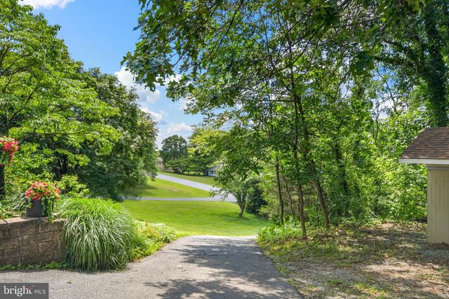 7309 WESTWOOD DR, Frederick, MD 21701