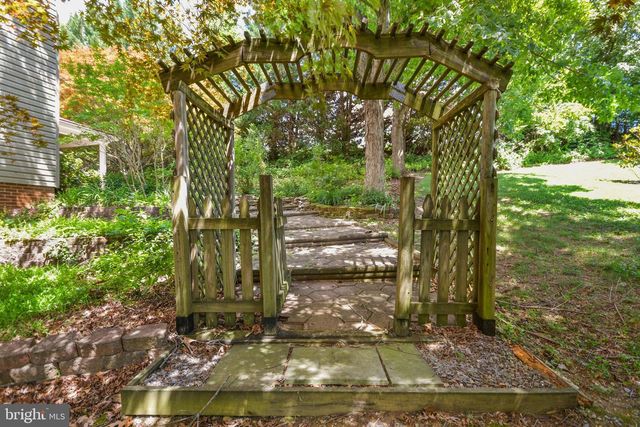 7309 WESTWOOD DR, Frederick, MD 21701