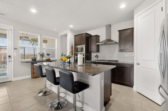 4528 Skyline Loop NE, Rio Rancho, NM 87144