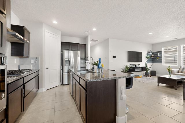 4528 Skyline Loop NE, Rio Rancho, NM 87144