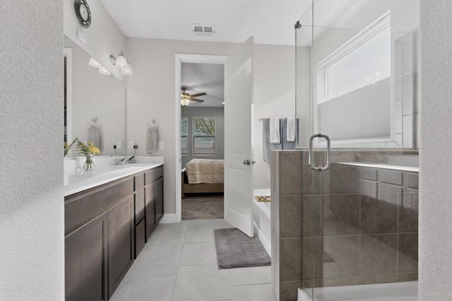 4528 Skyline Loop NE, Rio Rancho, NM 87144