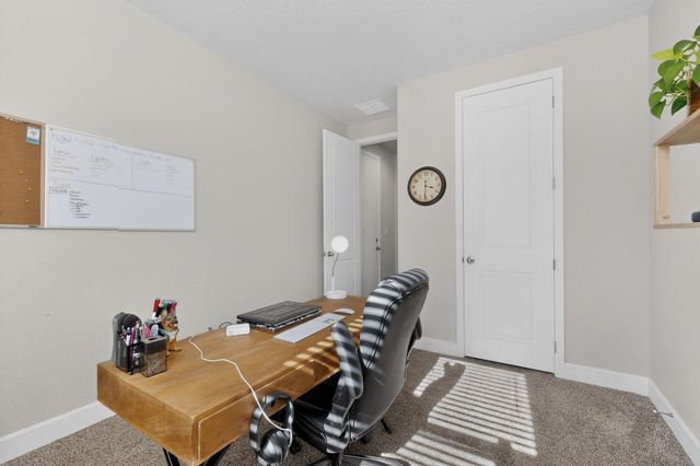 4528 Skyline Loop NE, Rio Rancho, NM 87144