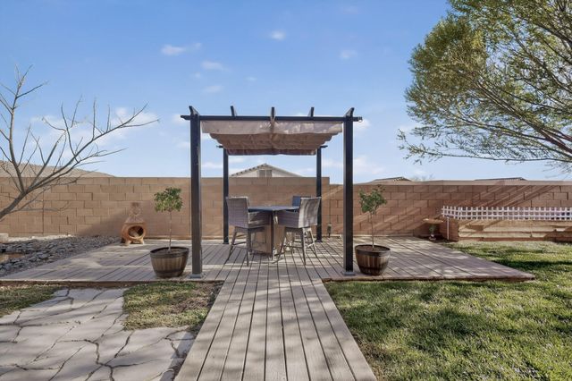 4528 Skyline Loop NE, Rio Rancho, NM 87144