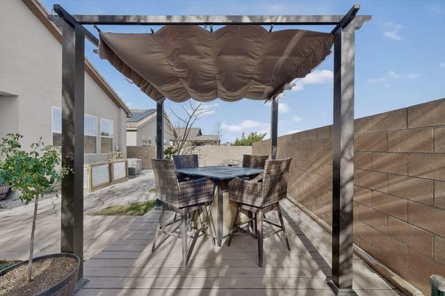 4528 Skyline Loop NE, Rio Rancho, NM 87144