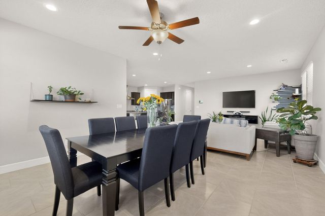 4528 Skyline Loop NE, Rio Rancho, NM 87144