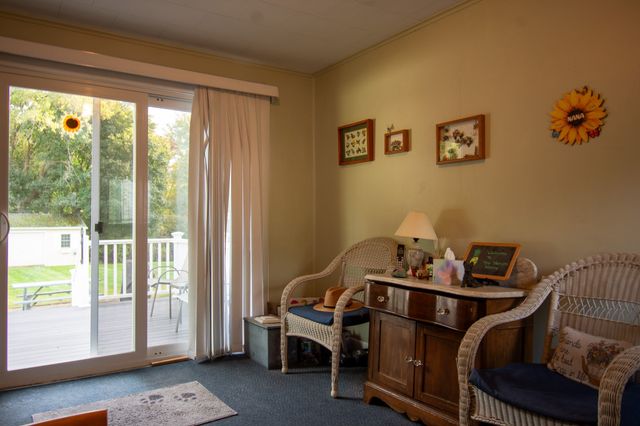 69 Airport Rd, Dudley, MA 01571