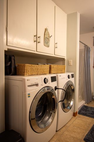 69 Airport Rd, Dudley, MA 01571