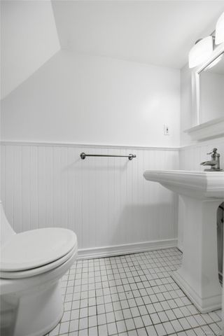 157-49 9th Avenue, Whitestone, NY 11357