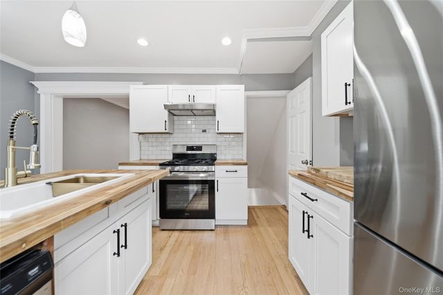157-49 9th Avenue, Whitestone, NY 11357