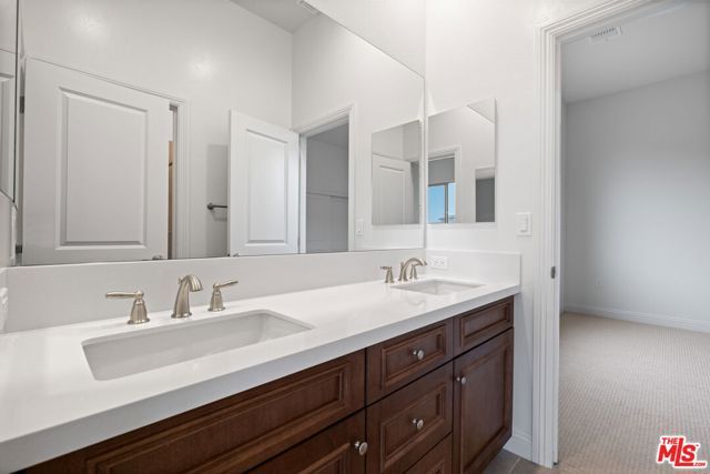 3604 Pathway Court, Bakersfield, CA 93311