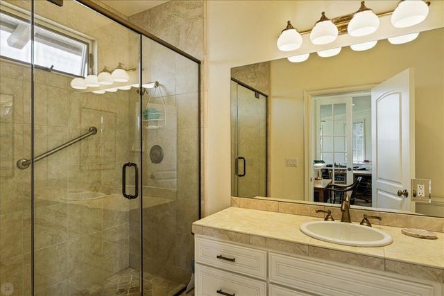 20 Mosswood Ct, Copperopolis, CA 95228