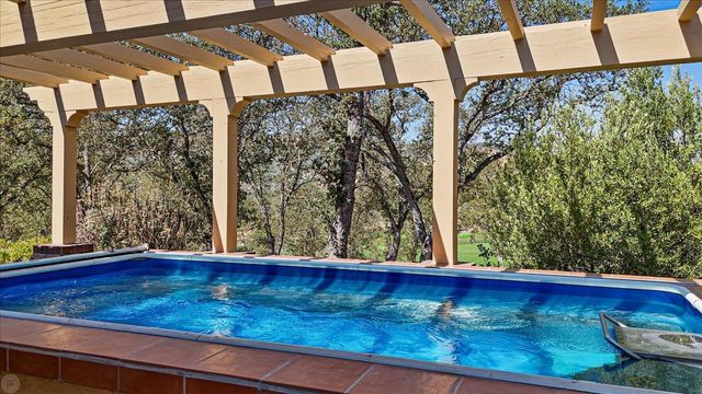 20 Mosswood Ct, Copperopolis, CA 95228