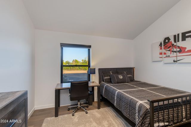 1341 E POMELO GROVE Lane, Phoenix, AZ 85014