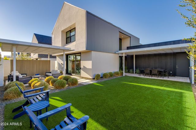 1341 E POMELO GROVE Lane, Phoenix, AZ 85014