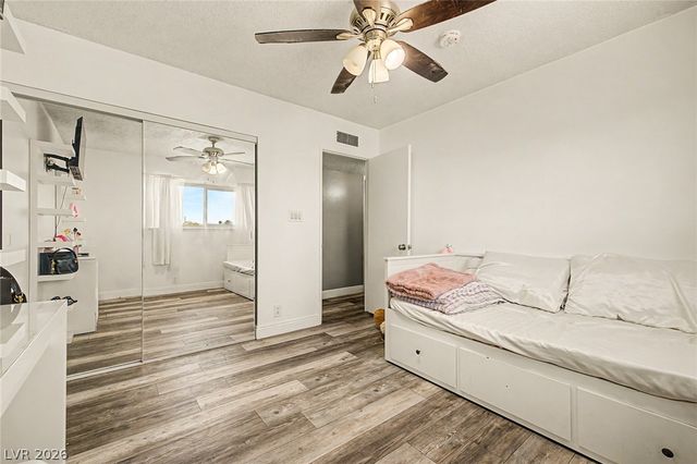 4773 East Harmon Avenue, Las Vegas, NV 89121