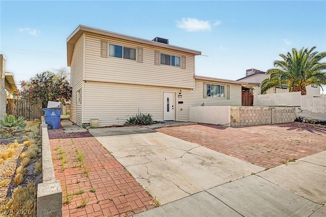 4773 East Harmon Avenue, Las Vegas, NV 89121