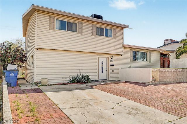 4773 East Harmon Avenue, Las Vegas, NV 89121