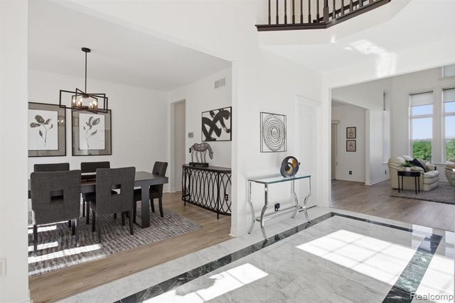 16565 Sherwood Lane, Northville, MI 48168