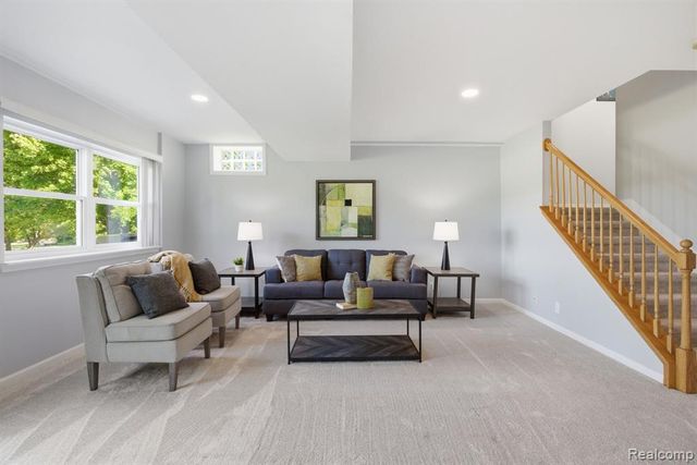 16565 Sherwood Lane, Northville, MI 48168