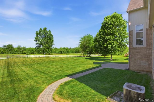 16565 Sherwood Lane, Northville, MI 48168