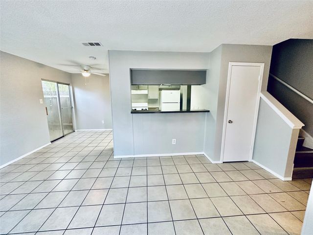5305 Woodland Oaks CT, Austin, TX 78744