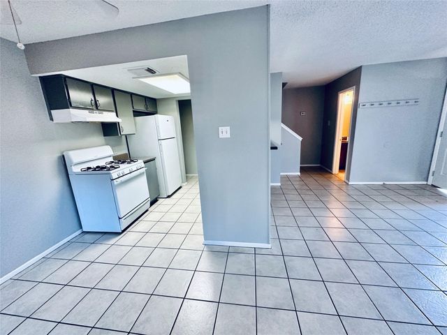 5305 Woodland Oaks CT, Austin, TX 78744