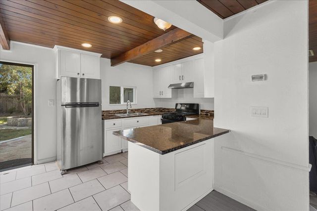 1238 Granada Avenue, Salinas, CA 93906