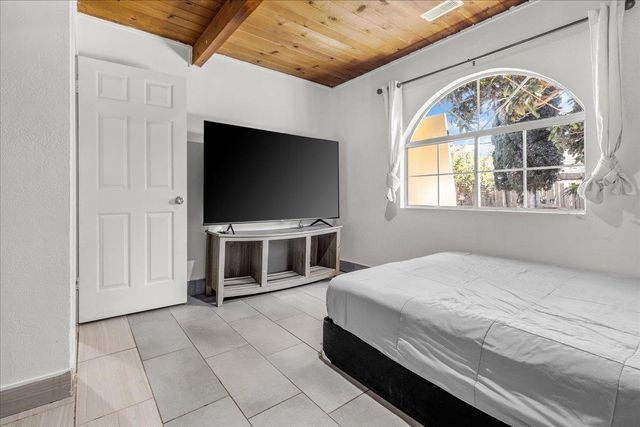 1238 Granada Avenue, Salinas, CA 93906