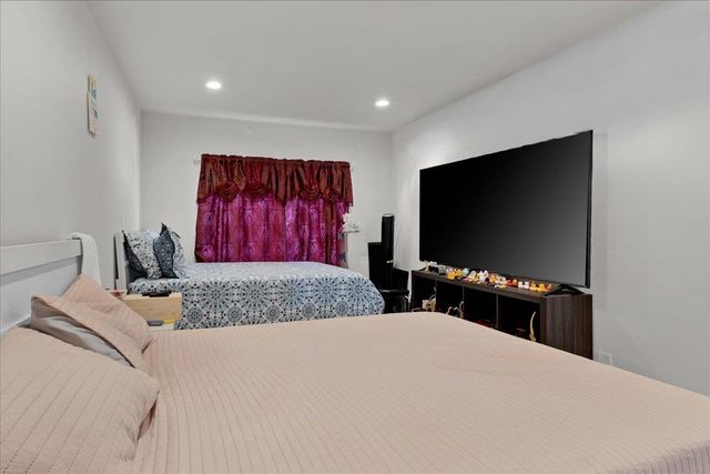 1238 Granada Avenue, Salinas, CA 93906