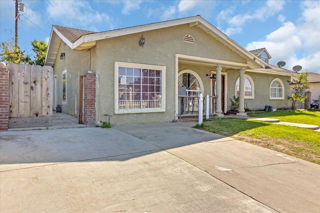 1238 Granada Avenue, Salinas, CA 93906
