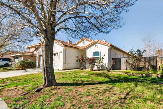 43865 Gingham, Lancaster, CA 93535
