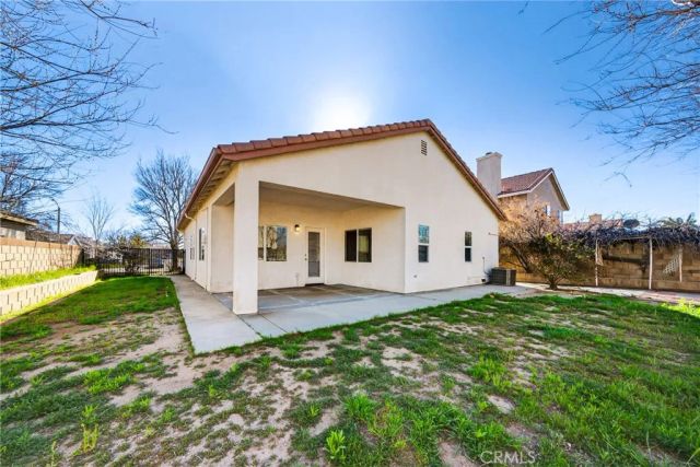 43865 Gingham, Lancaster, CA 93535